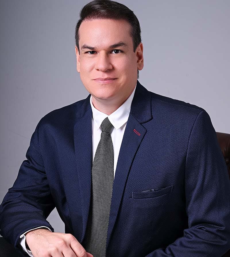 Dr. Frederico Maia Prado